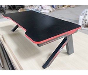 Bàn Gaming ngồi bệt