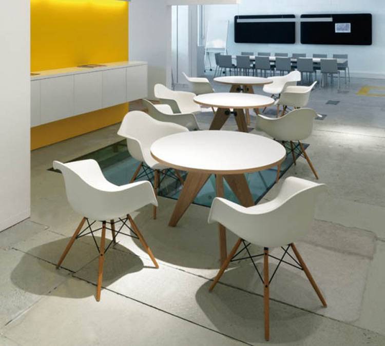 Ghe cafe eames H376B