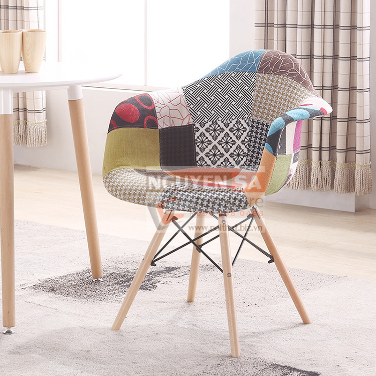 ghe cafe eames H386A