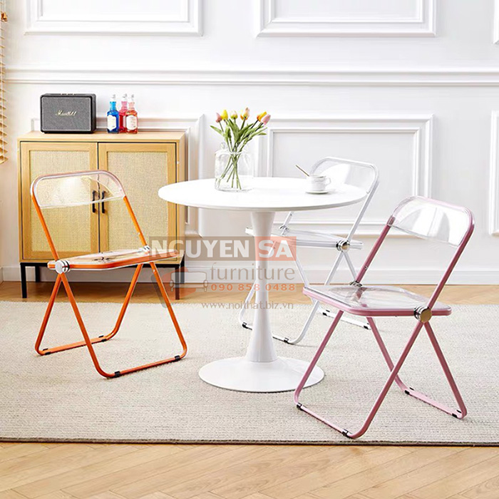 ghế xếp trong suốt cho showroom